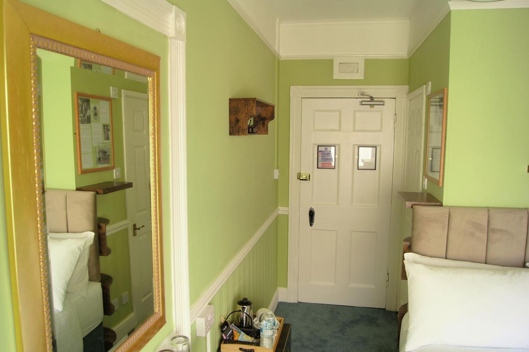 The Lawrence Of Arabia Hotel Weymouth Værelse billede